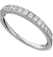 Ritani Women Wedding Band 3609. 